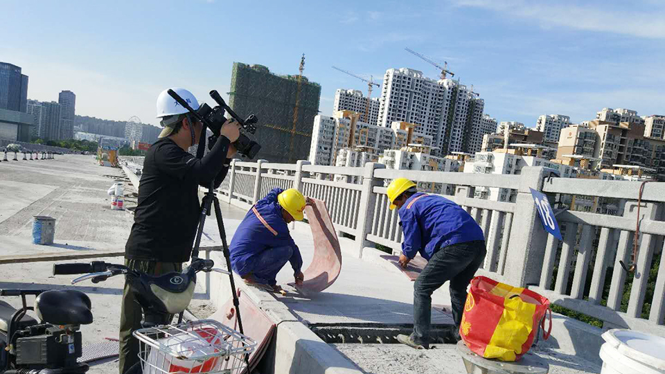 南京长江大桥压模地坪盼石股份正在施工中